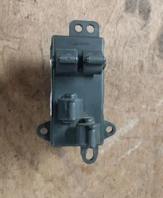 Chrysler Voyager Electric window control switch 04685732AC