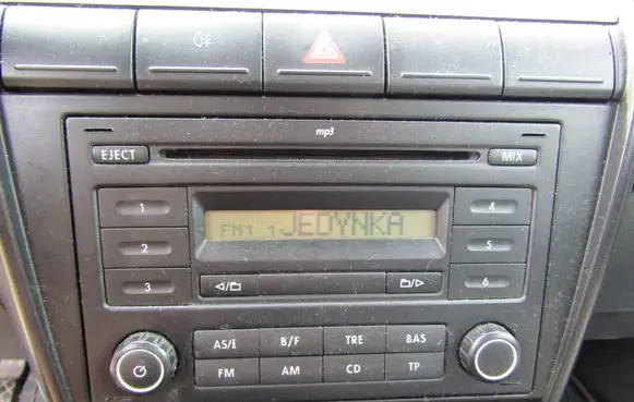 Volkswagen Fox HiFi Audio sound control unit 