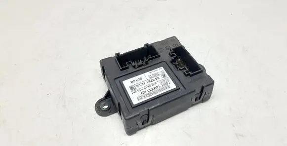 Volvo XC70 Door control unit/module 7G9T14B533ED