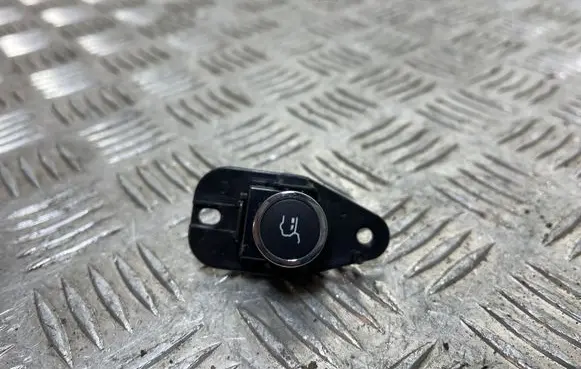 Jeep Cherokee Tailgate/trunk/boot open switch 68164105AAA