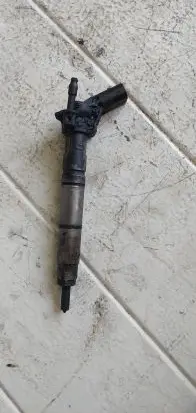 Mercedes-Benz ML W164 Fuel injector
