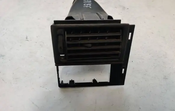 Volkswagen Transporter - Caravelle T4 Dashboard side air vent grill/cover trim 701819721A
