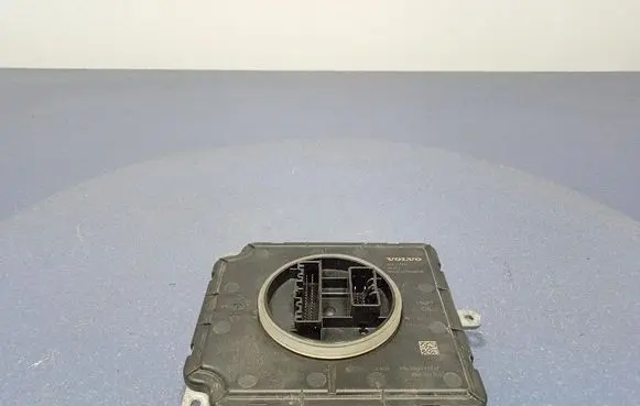 Volvo S90, V90 Voltage converter/converter module 31427776