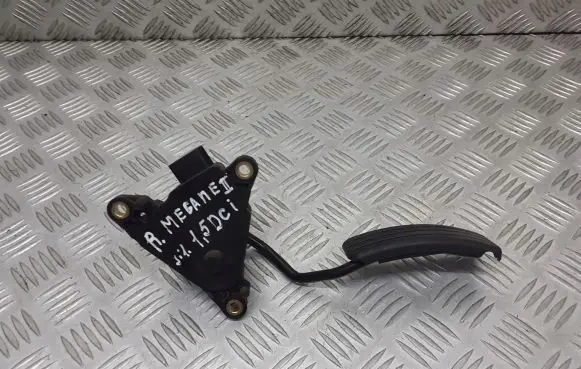 Renault Megane II Accelerator pedal position sensor 8200153270B