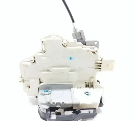 Audi A4 S4 B7 8E 8H Front door lock 11D05
