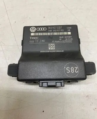 Volkswagen Caddy Gateway control module 1K0907530F 1K0907951