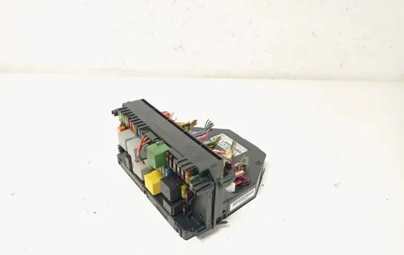 Mercedes-Benz C W204 Fuse module A2129006624