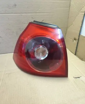 Volkswagen Golf V Rear/tail lights 11A400 1555