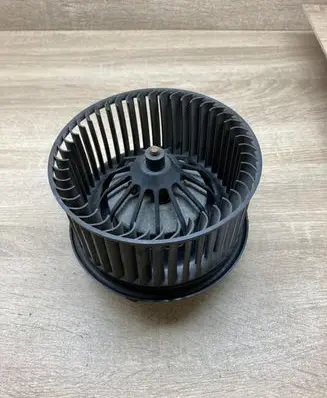 Ford Focus Heater fan/blower 3M5H18456CC