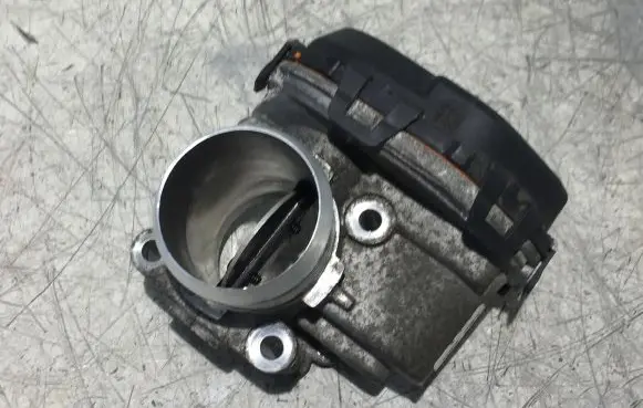 Ford Courier Throttle valve 983030128000 V29113703 CEMAT00