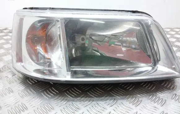 Volkswagen Transporter - Caravelle T5 Headlight/headlamp 7H1941016J