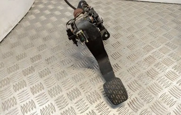 Clutch pedal