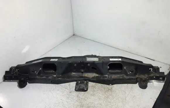 Top upper radiator support slam panel