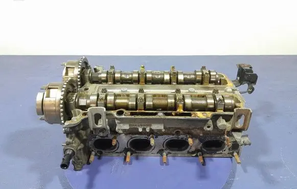 Opel Corsa D Engine head 55562229
