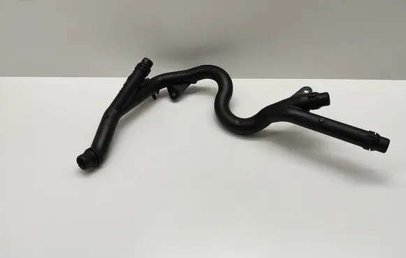Engine coolant pipe/hose