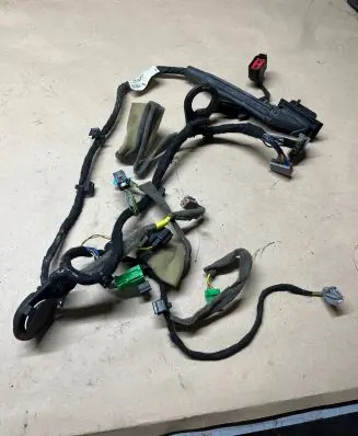 Volvo XC60 Front door wiring loom 31374749