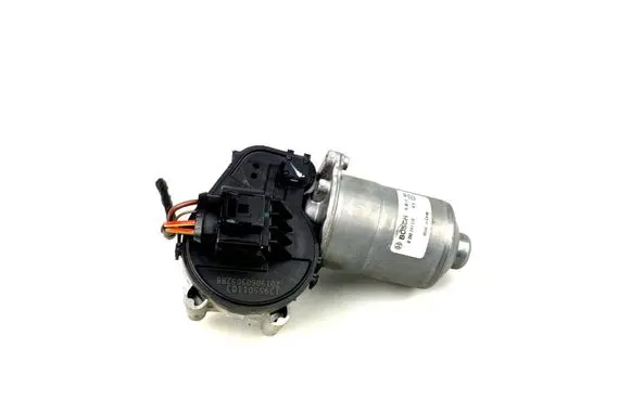 BMW 1 F40 Wiper motor 0390243576