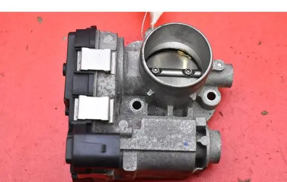 Skoda Fabia Mk1 (6Y) Throttle body valve 04C133062D