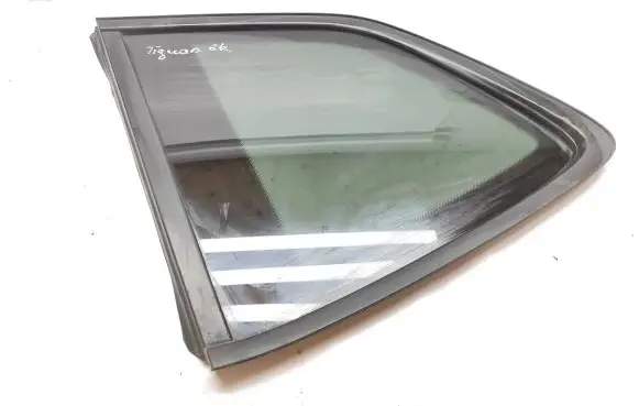 Volkswagen Tiguan Allspace Rear side window