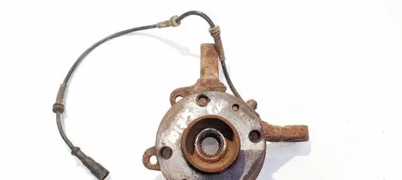 Renault Megane I Front wheel hub