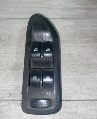 Renault Laguna II Electric window control switch 26515
