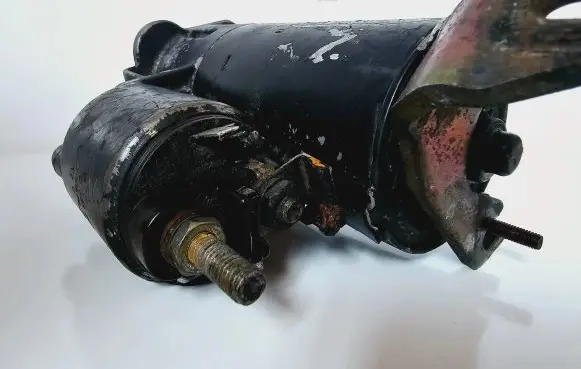 Audi A4 S4 B5 8D Starter motor 0331303162 0001107017 053911023A