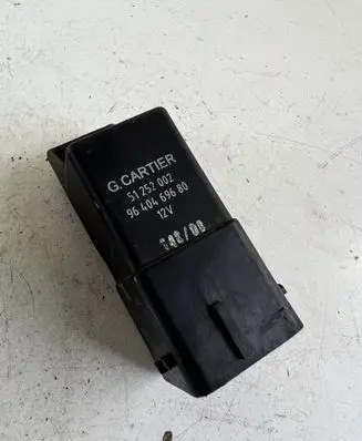 Peugeot 4007 Glow plug pre-heat relay 9640469680 51252002