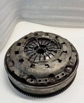 BMW 1 E81 E87 Clutch set kit 7560876 7567842