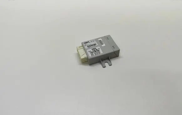 BMW 5 F10 F11 Air suspension control unit module (rear) 6860386 3714686038601 37146860386