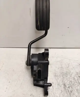 Renault Scenic II - Grand scenic II Accelerator throttle pedal 8200159647 01189 1225C