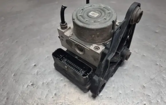 Audi A3 S3 8V ABS Pump 28515402073