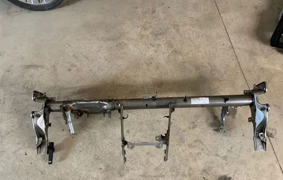 Opel Insignia A Dashboard cross member/frame bar 21LKZA 13222648
