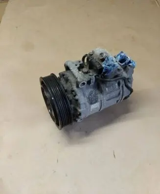 Audi Q7 4L Air conditioning (A/C) compressor (pump) 4E0260805AR 4471501885 7SEU170