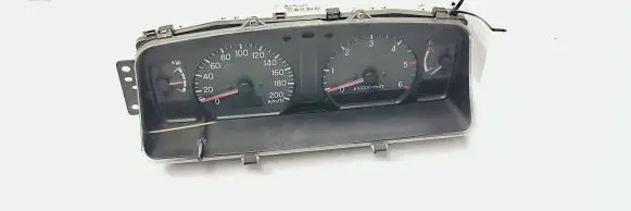 Mitsubishi Montero Speedometer (instrument cluster) MR590140