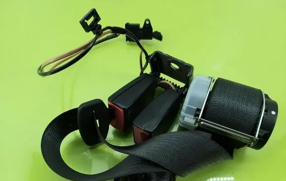 Chevrolet Aveo Rear seatbelt 