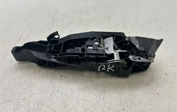Citroen C3 Front door exterior handle/bracket 9802977380