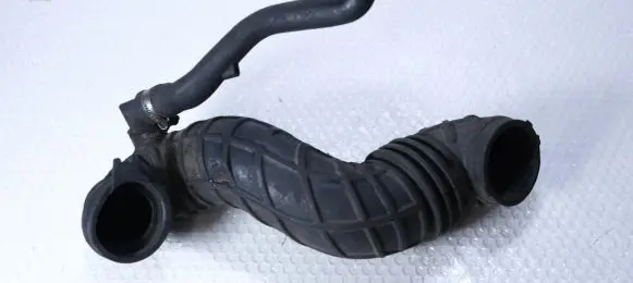 Audi A6 S6 C4 4A Air intake hose/pipe 4A0145747