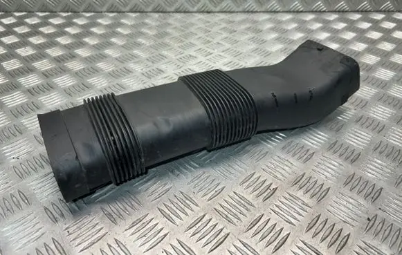 BMW 4 F36 Gran coupe Air intake duct part 8507567 70529002