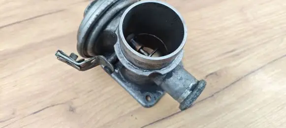 BMW 3 E46 EGR valve 7804378
