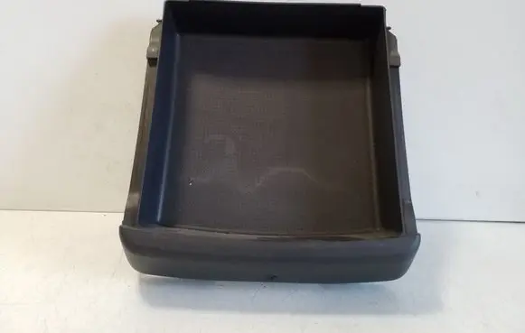 Opel Antara Glove box 0500121