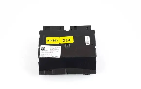 BMW i4 Air conditioner control unit module 5A90EB8 64.11-5A90EB8 160466-10