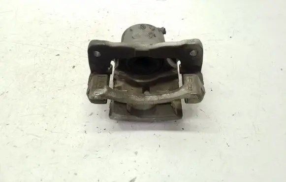 Toyota Prius (XW30) Front brake caliper
