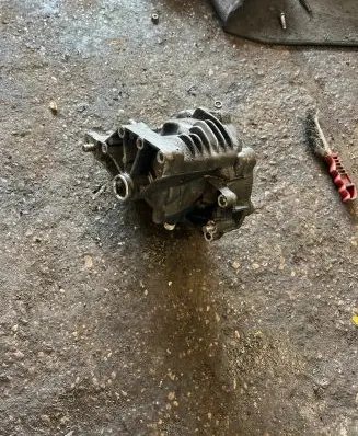 Mercedes-Benz E AMG W211 Front differential a2203350101