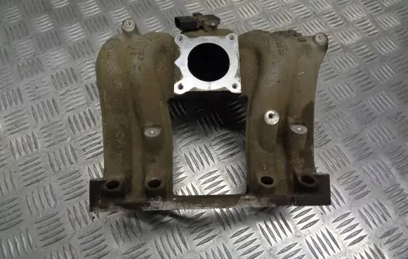 Skoda Fabia Mk1 (6Y) Intake manifold 047129743T