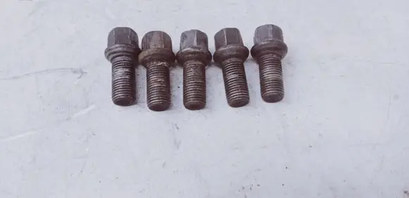 Mercedes-Benz Vito Viano W639 Nuts/bolts 