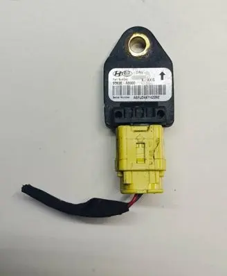 Hyundai i30 Airbag deployment crash/impact sensor 95930A6000S9 95930A6000 A6FLD4KY42092