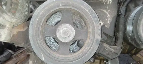 Toyota Yaris Crankshaft pulley