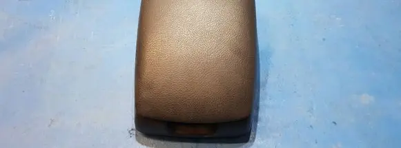 KIA Sorento Armrest