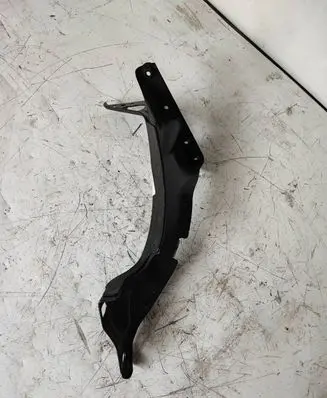 Audi A6 S6 C7 4G Fender mounting bracket 4G0821136A