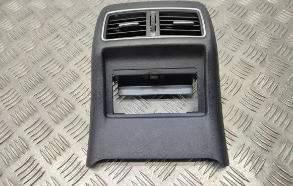 Infiniti Q50 Rear air vent grill 969304GA0A 687944GA0A